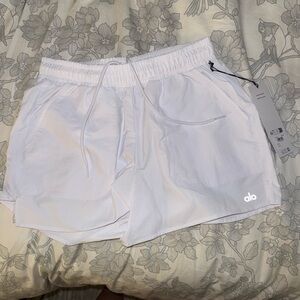NWT - Alo Yoga White Alumni Shorts
